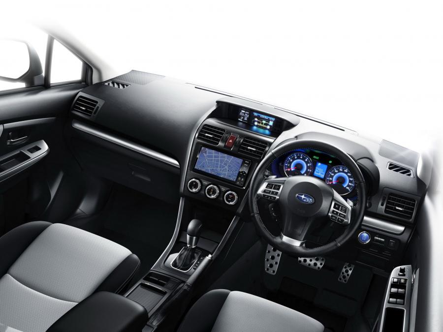  Subaru XV Hybrid 2013 года  (JP) (фото 6 из 10)
